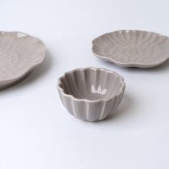 Grey Ripple Textured Ceramic Dinnerware Set of 18