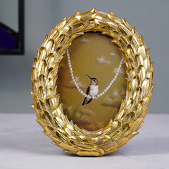 Gold Leaf Pattern Oval Photo Frame