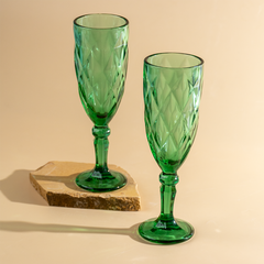 Emerald Green Diamond-Cut Glass Goblet - Set of 6