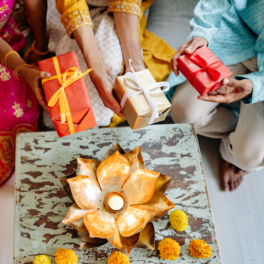 20+ Unique & Affordable Gift Ideas for Diwali - The Golden Theory