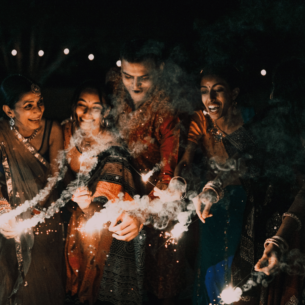 How To Host the Perfect Diwali Party - Easy Ideas - The Golden Theory