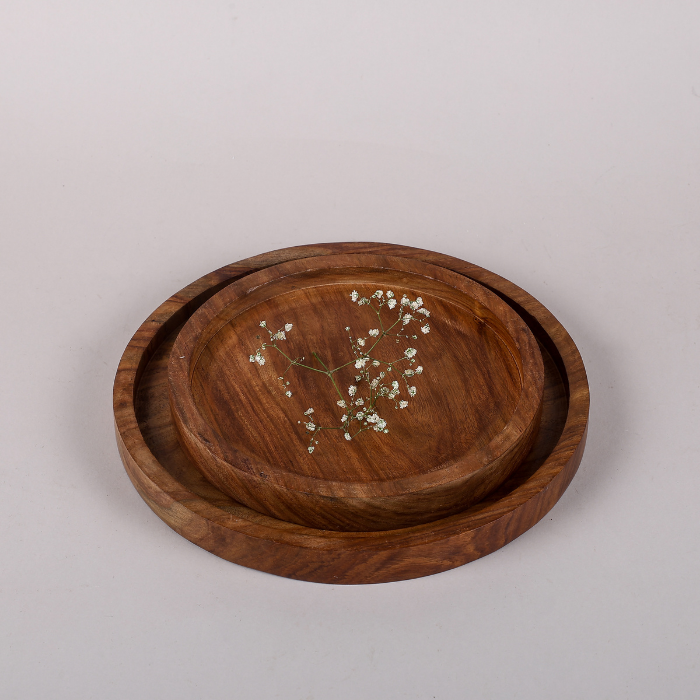 wooden snacks plate