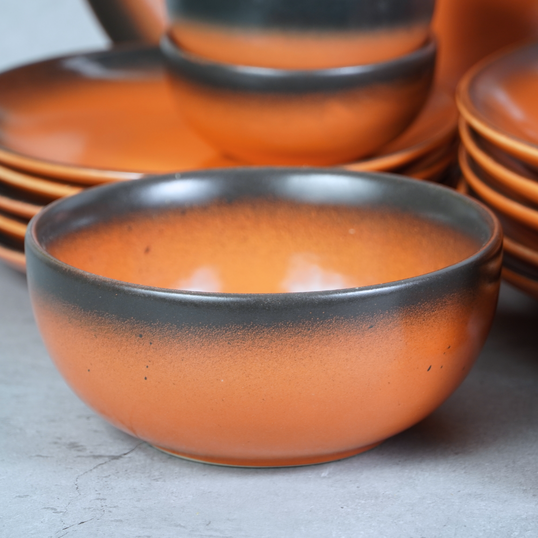 Ceramic Smoky Citrus Edge Dinner Set (Set of 20)