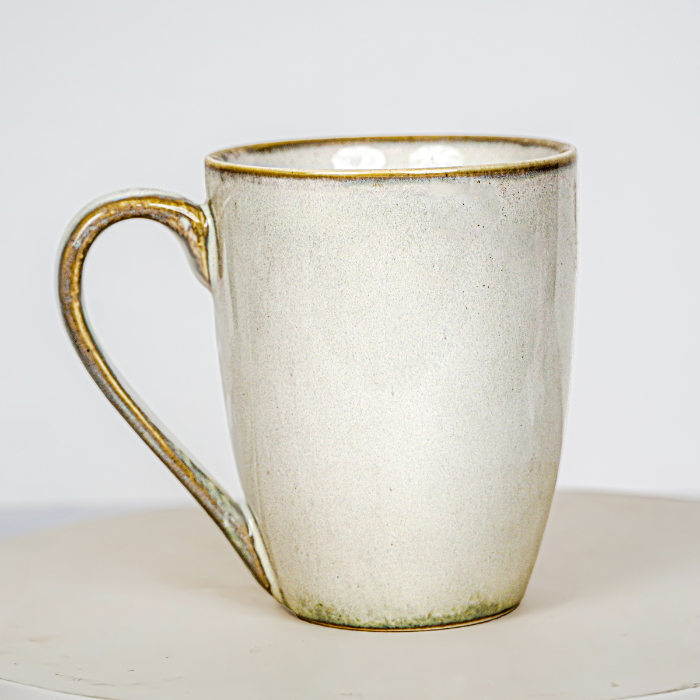 Ivory Ceramic Mug and Crescent Plate Set