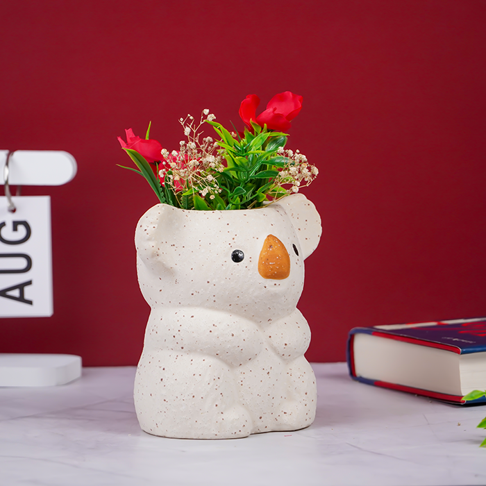 Charming Speckled Koala Planter - Beige Ceramic with Adorable Design