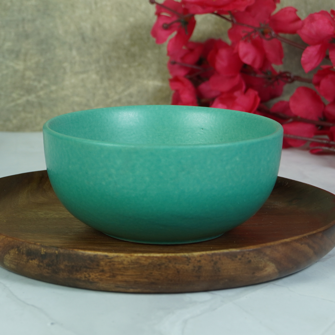 Green Ceramic Classic Serving Bowl