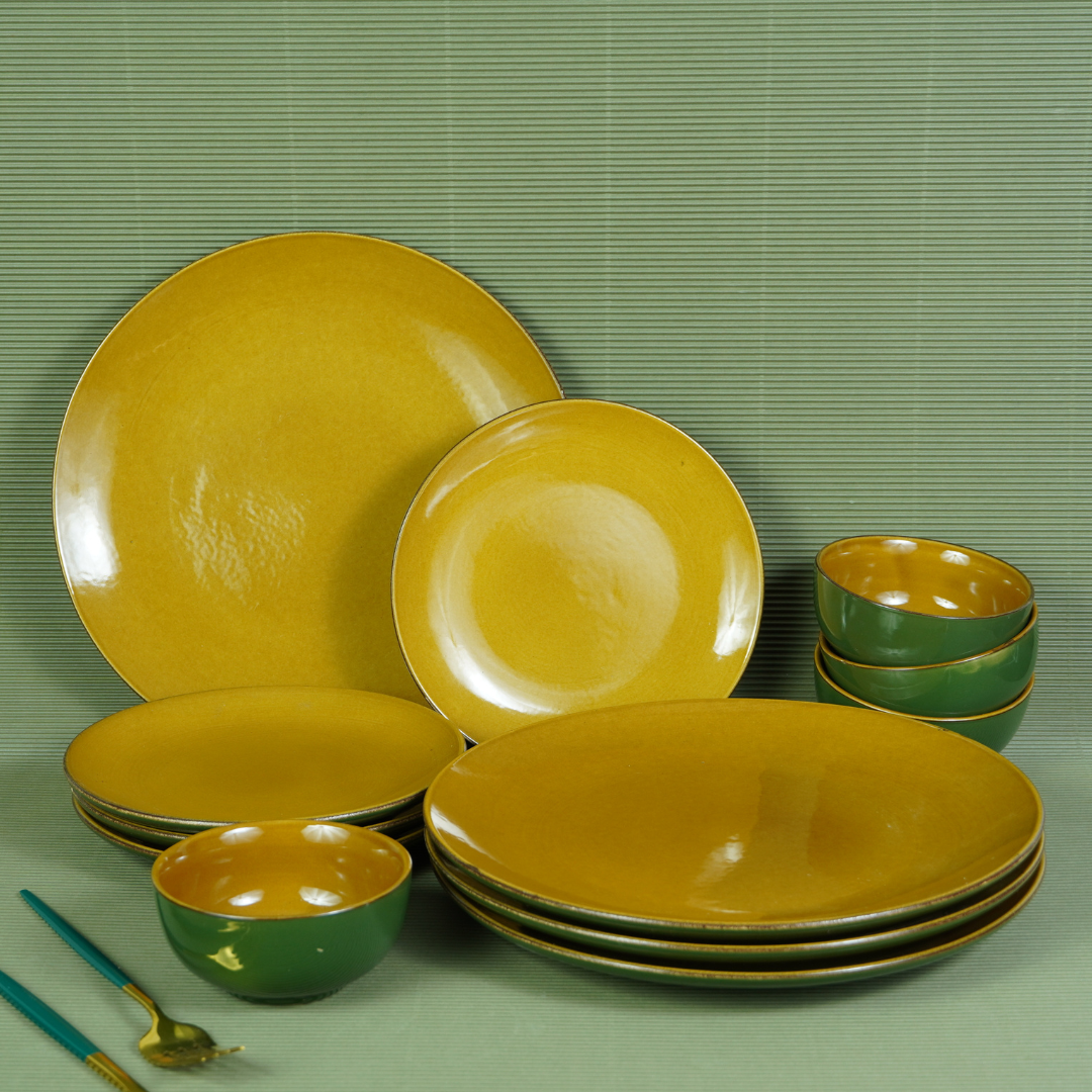 Golden Dinner Set with Green Exterior (Set of 12)