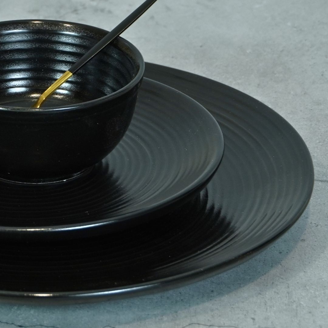 Black Monochrome Spiral Ceramic Dinner Set for 4 (Set of 12)