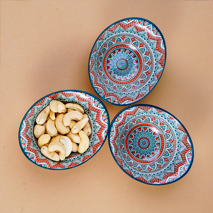 Tribal-Inspired Ceramic Bowls in Blue and Orange