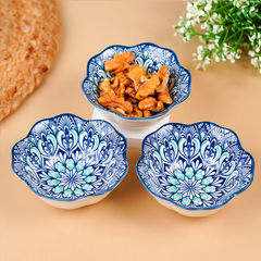 Blue Scallop-Edge Ceramic Bowls Set of 3