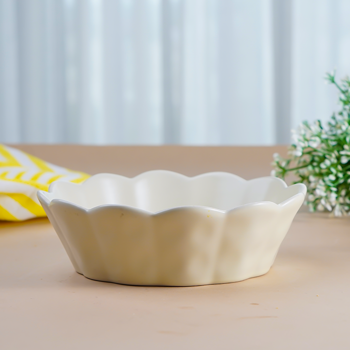 Classic White Ceramic Bowl with Scalloped Edges - Large