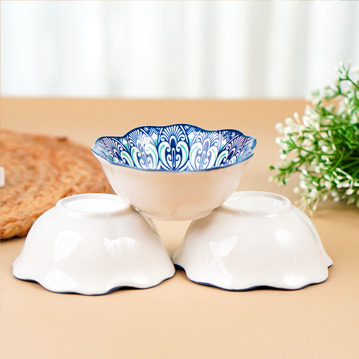 Blue Scallop-Edge Ceramic Bowls Set of 3