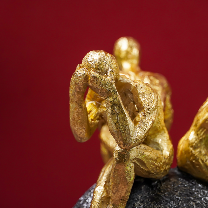 Hear no evil, see no evil, speak no evil Sculpture