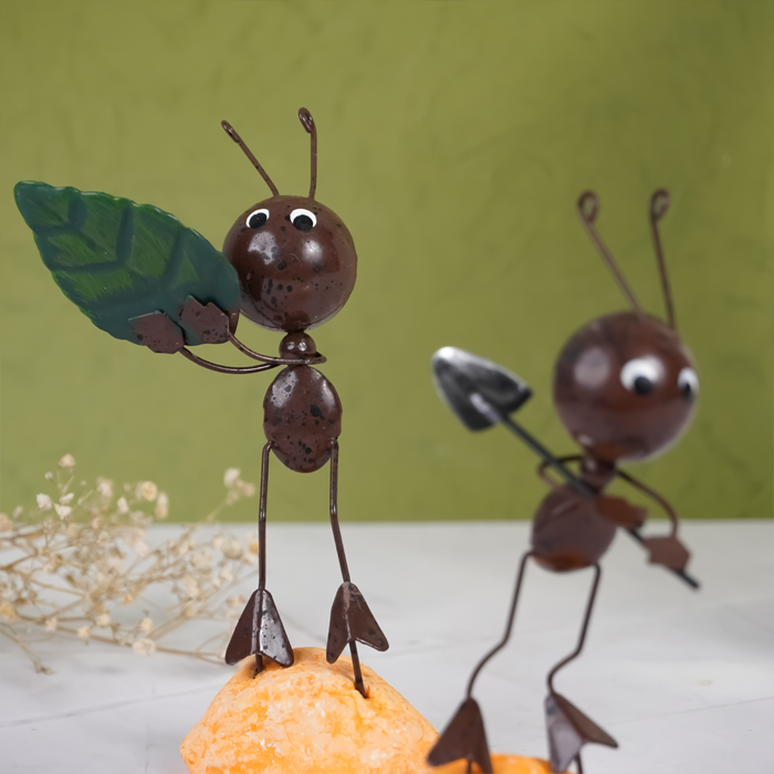 Handcrafted Metal Ant Figurines with Crystal Leaf - Set of 2