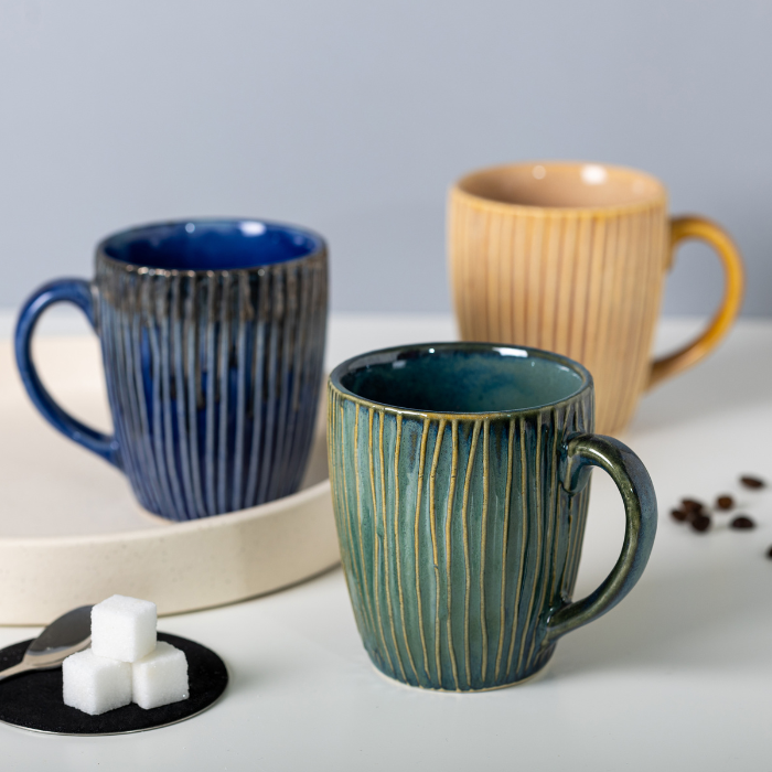 Striking Lines Blue Mug