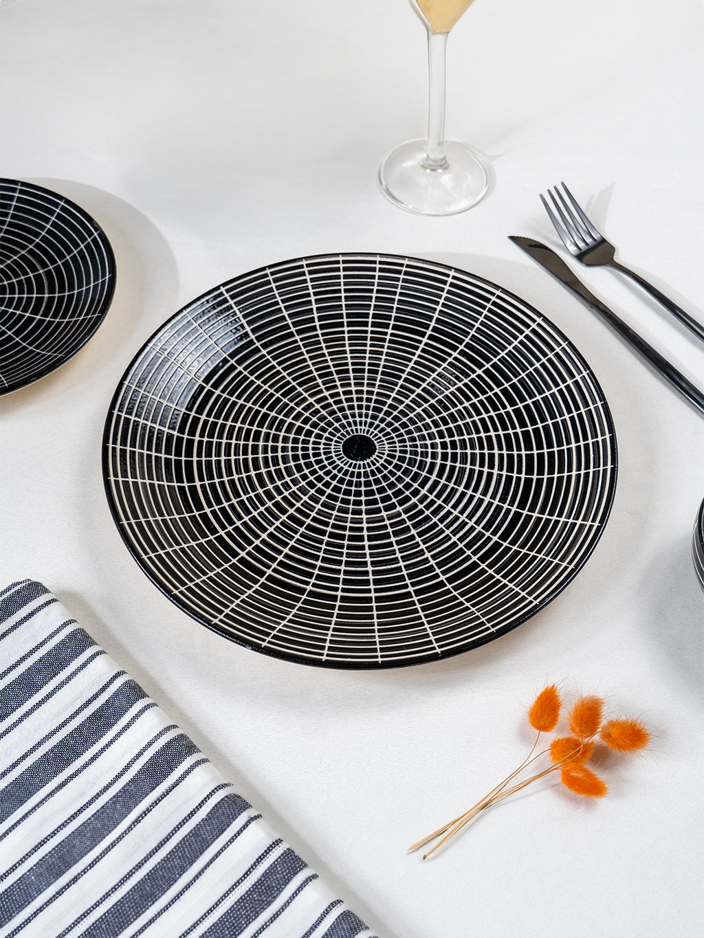 Black and White Grid Ceramic Dinnerware - Set of 18