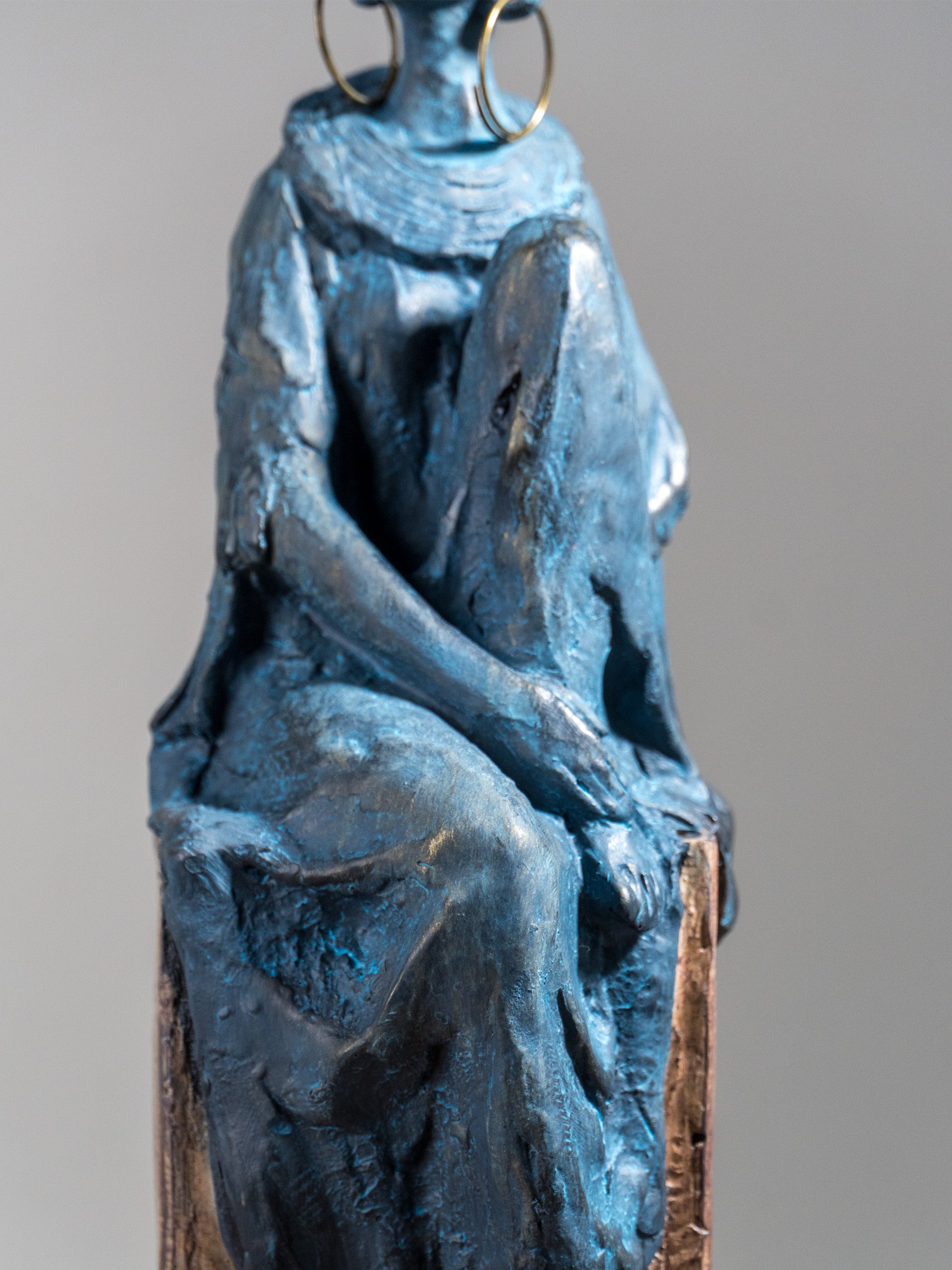 Seated Woman Sculpture on Wood Textured Pedestal – Profile Pose Figure Statue