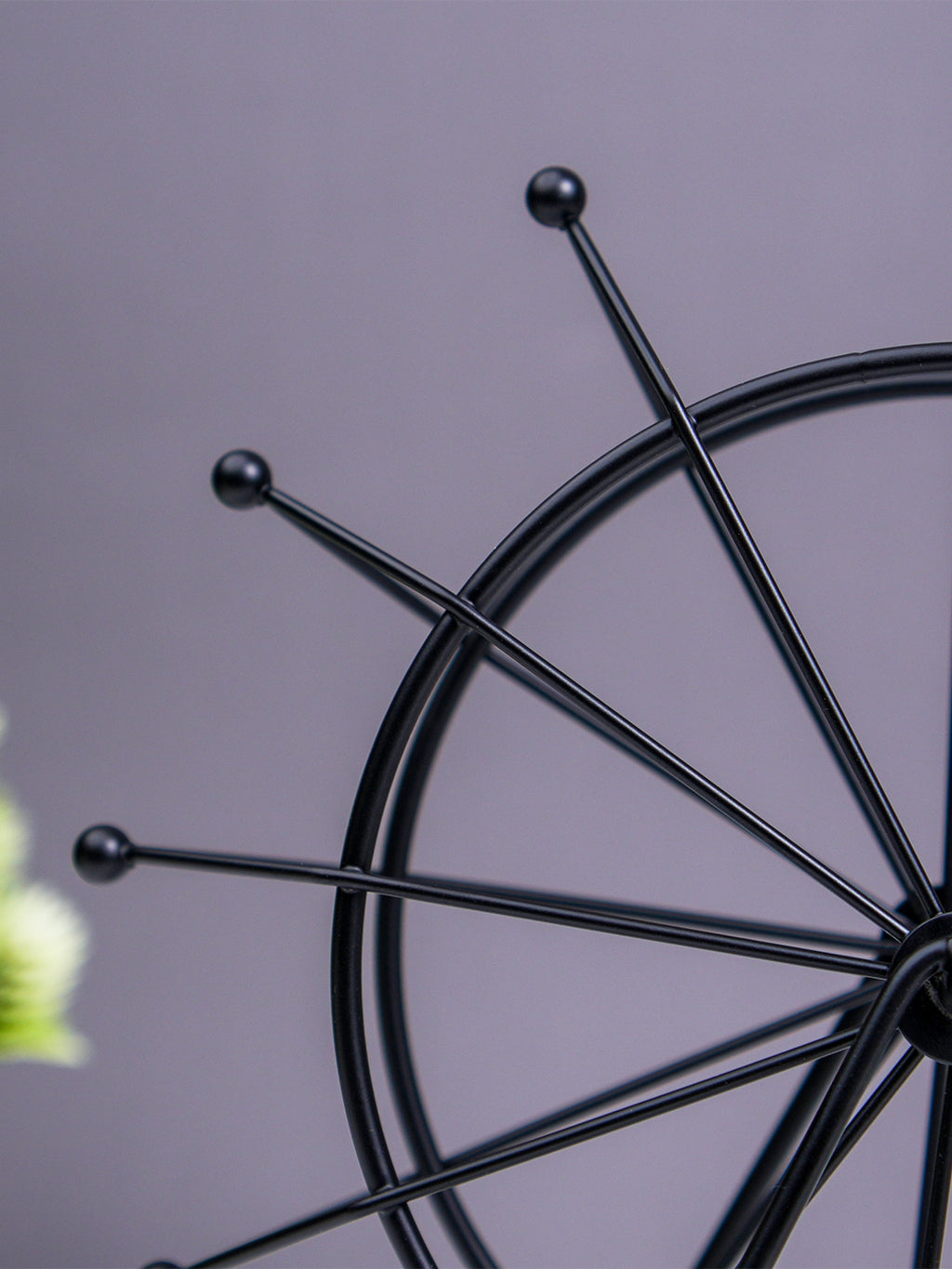 Black Metal Ferris Wheel Decorative Accent