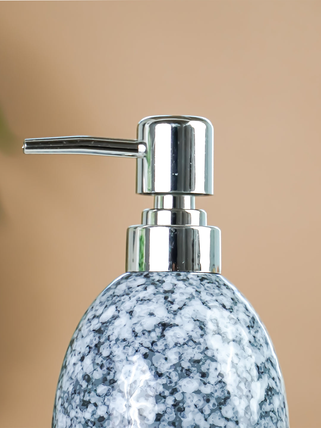 Black and White Granite-Style Ceramic Soap Dispenser