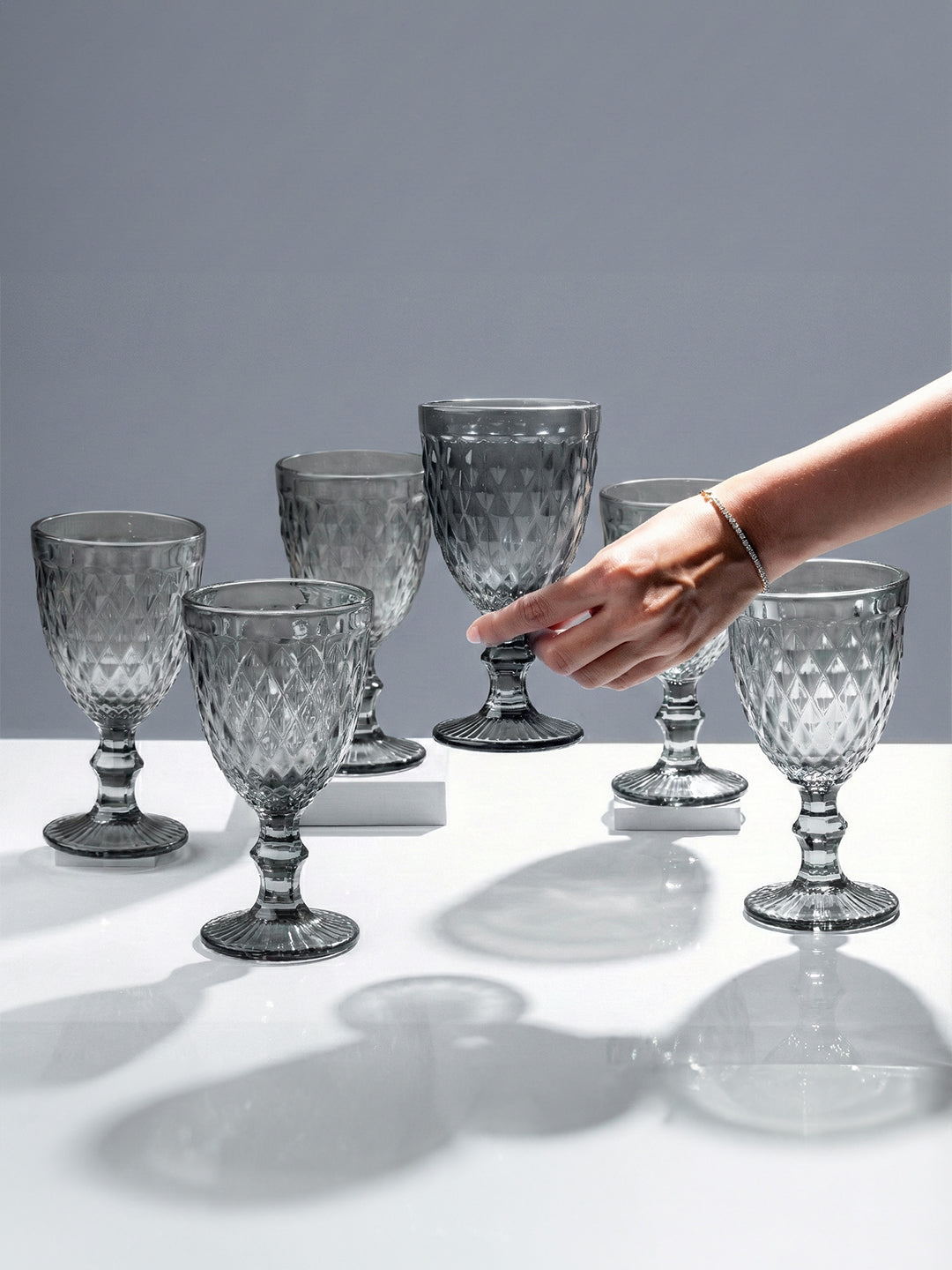 Smoke-Grey Diamond-Cut Goblets - Set of 6 Secondary image