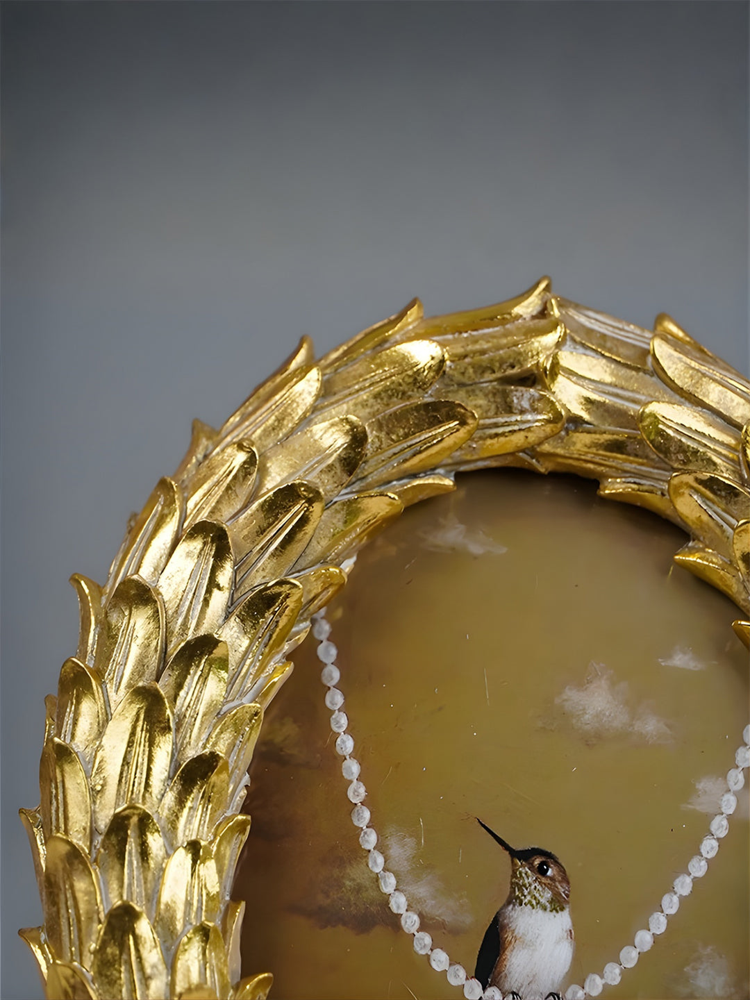 Gold Leaf Pattern Oval Photo Frame