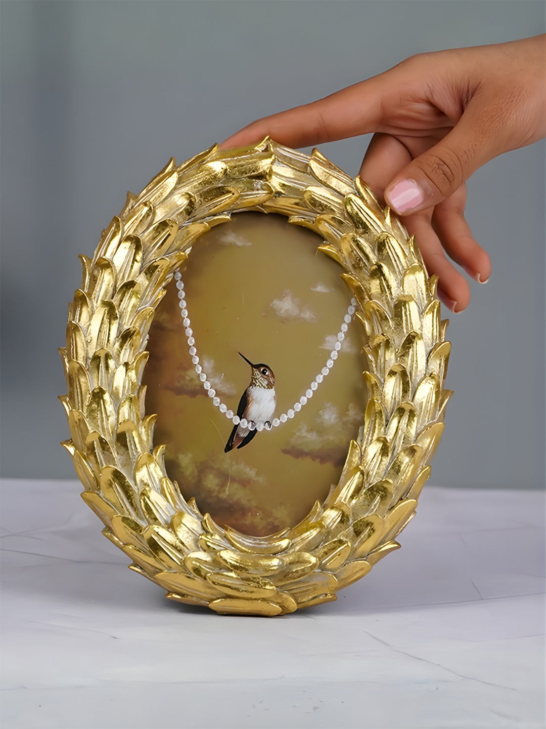 Gold Leaf Pattern Oval Photo Frame