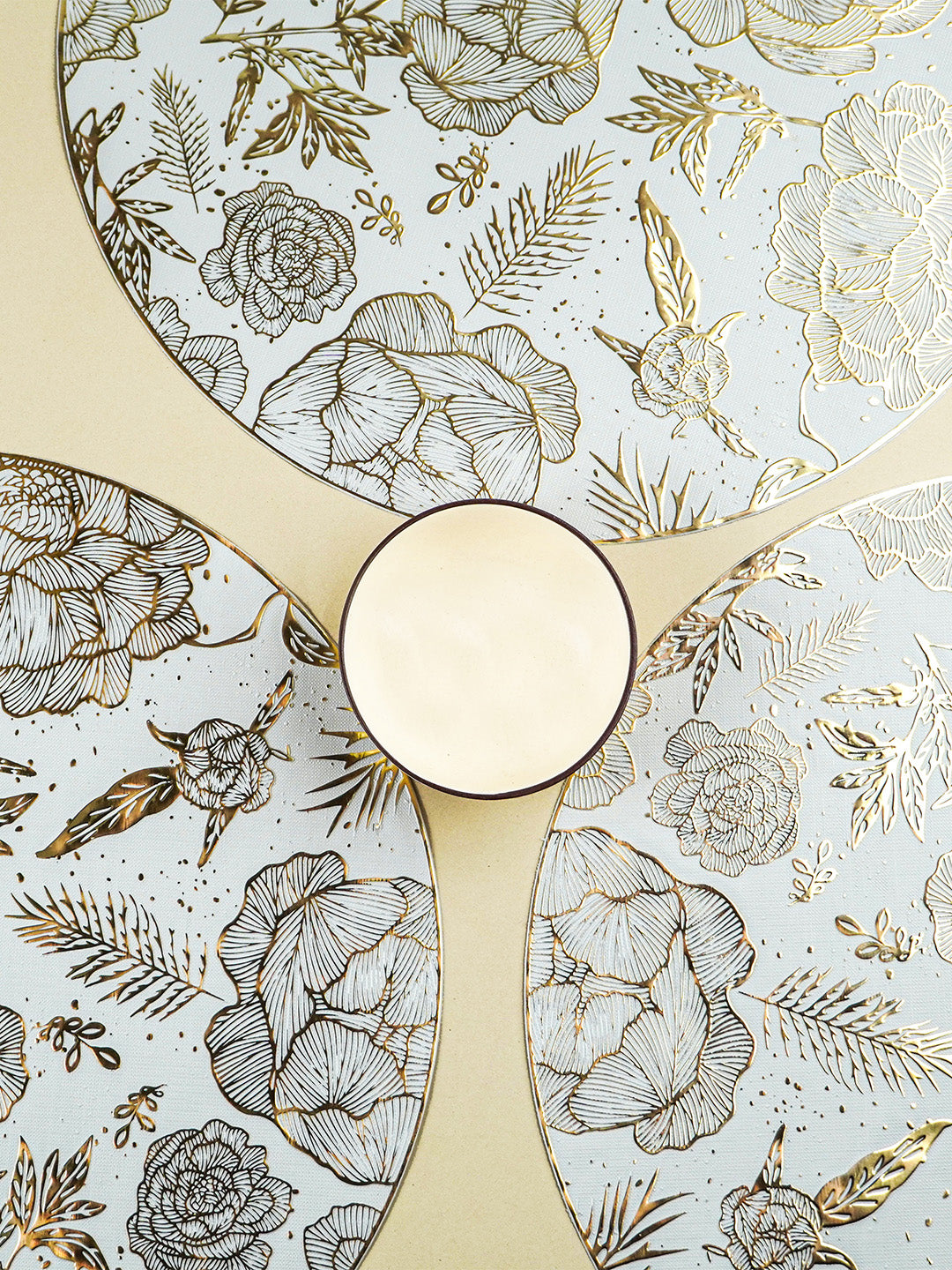 White & Gold Floral Table Mat with Botanical Illustration
