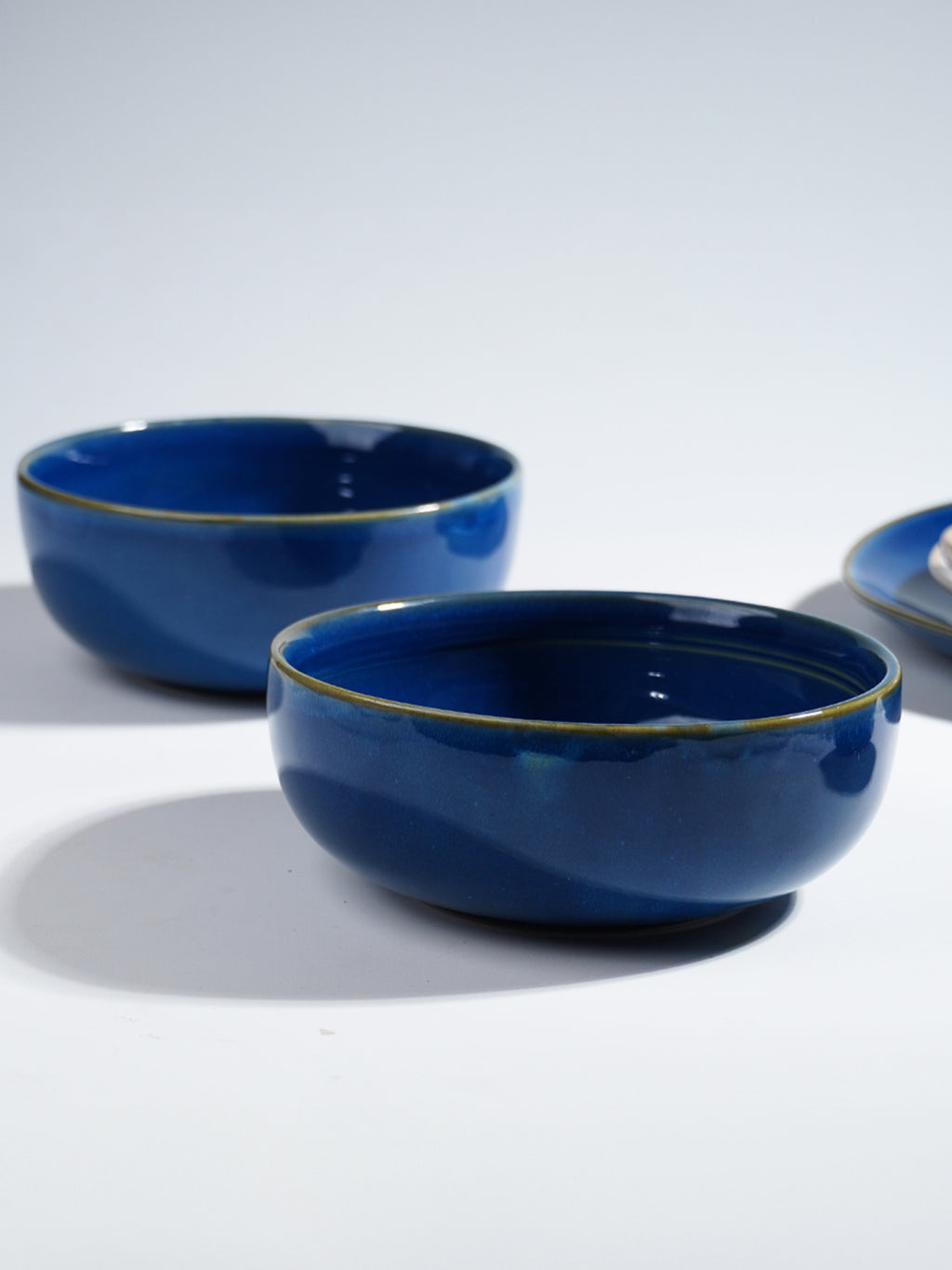 Modern Blue & White Ceramic Dinner Set of 25