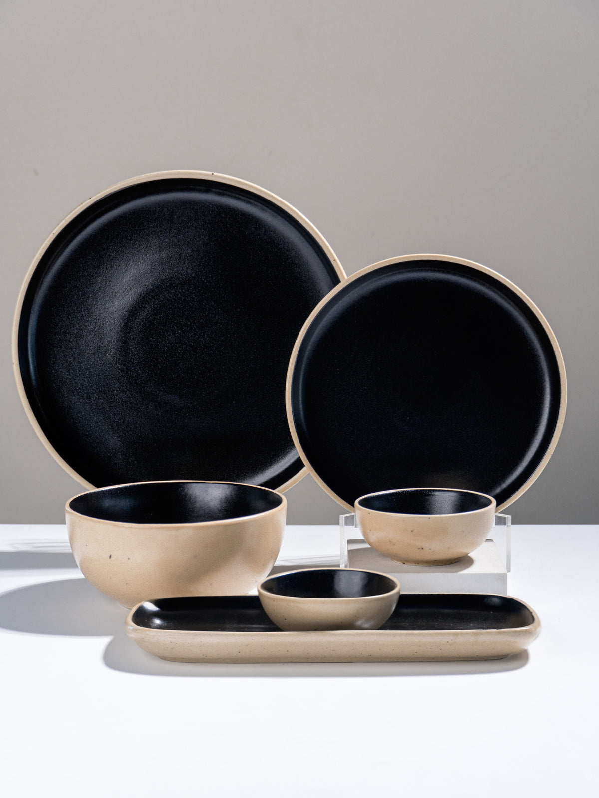 Speckled Beige & Black Ceramic Dinner Set – Set of 22
