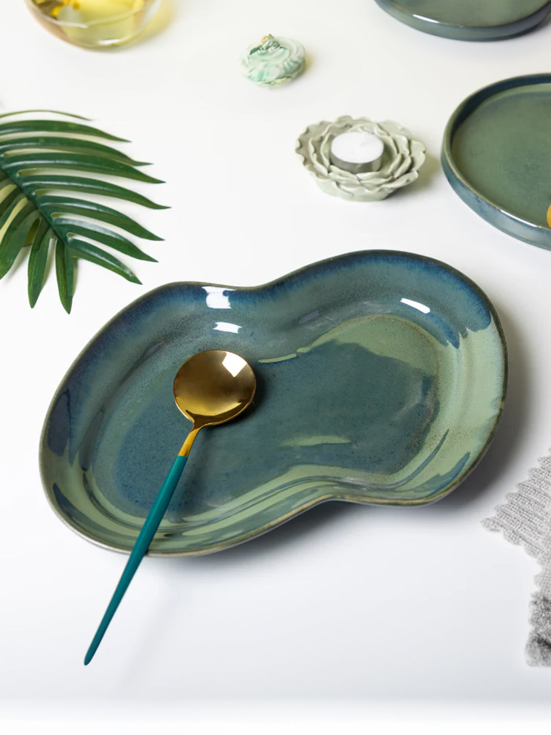 Grey Color Zig Zag Shaped Platter
