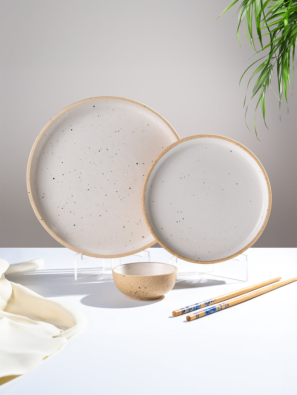 Speckled Beige Ceramic Dinner Set – Set of 18