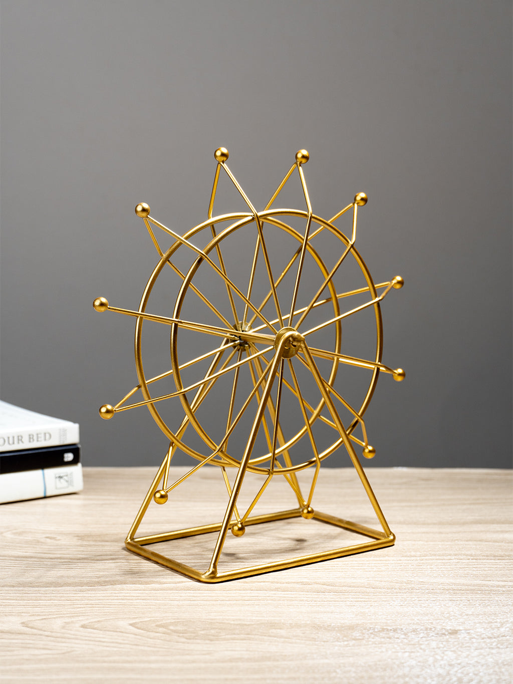 Gold Ferris Wheel Table Decor with Geometric Base