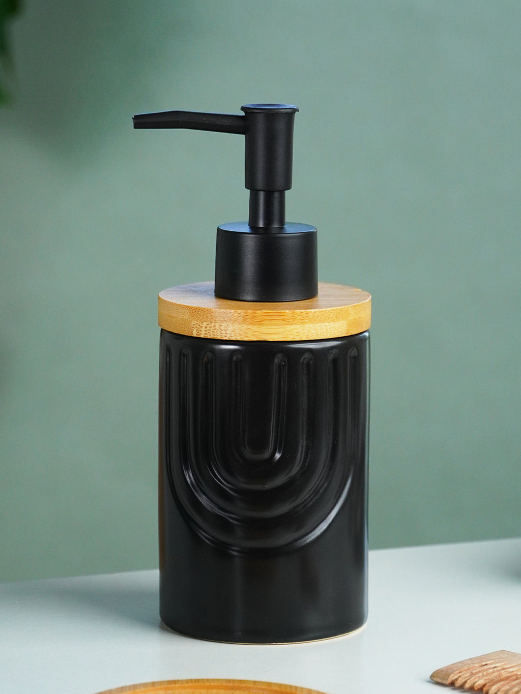 Black and Bamboo Ceramic Bathroom Set of 2