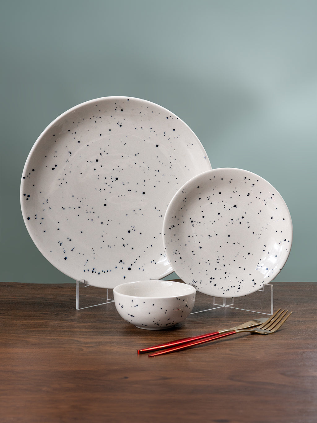 Speckled White Minimalist Ceramic Dinner Set of 20