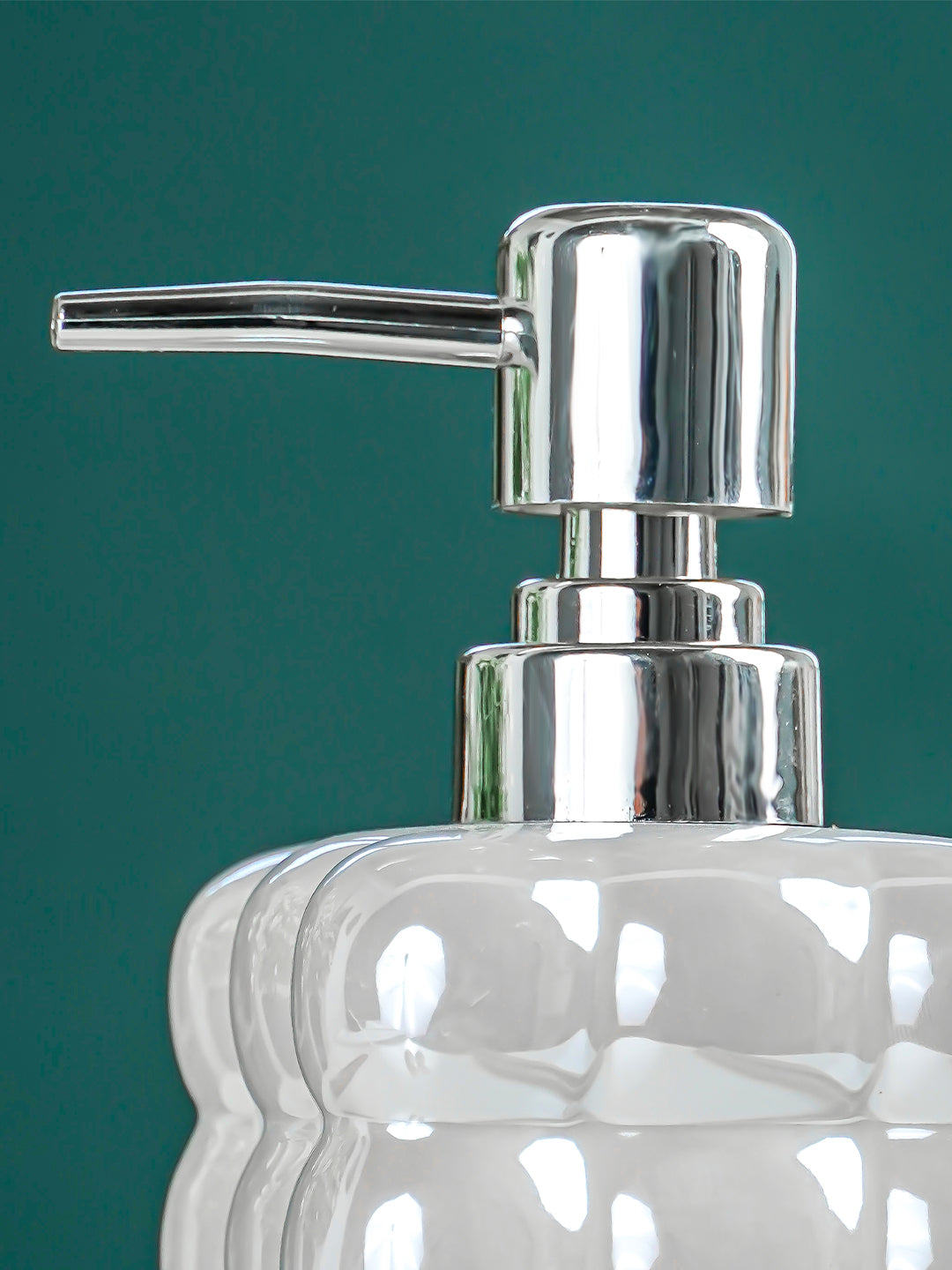 White Glossy Cloud-Inspired Ceramic Soap Dispenser Secondary image