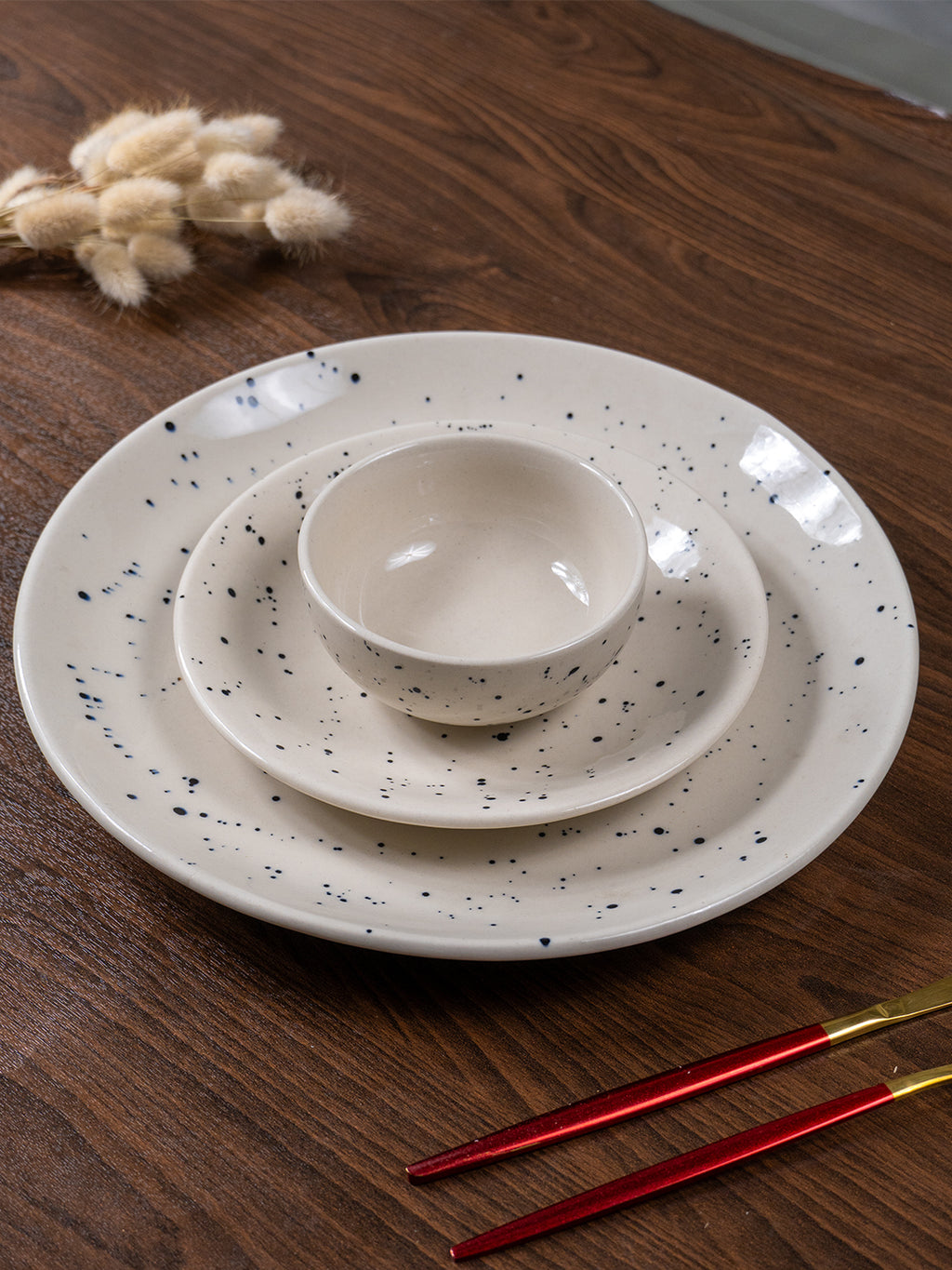 Speckled White Minimalist Ceramic Dinner Set of 20