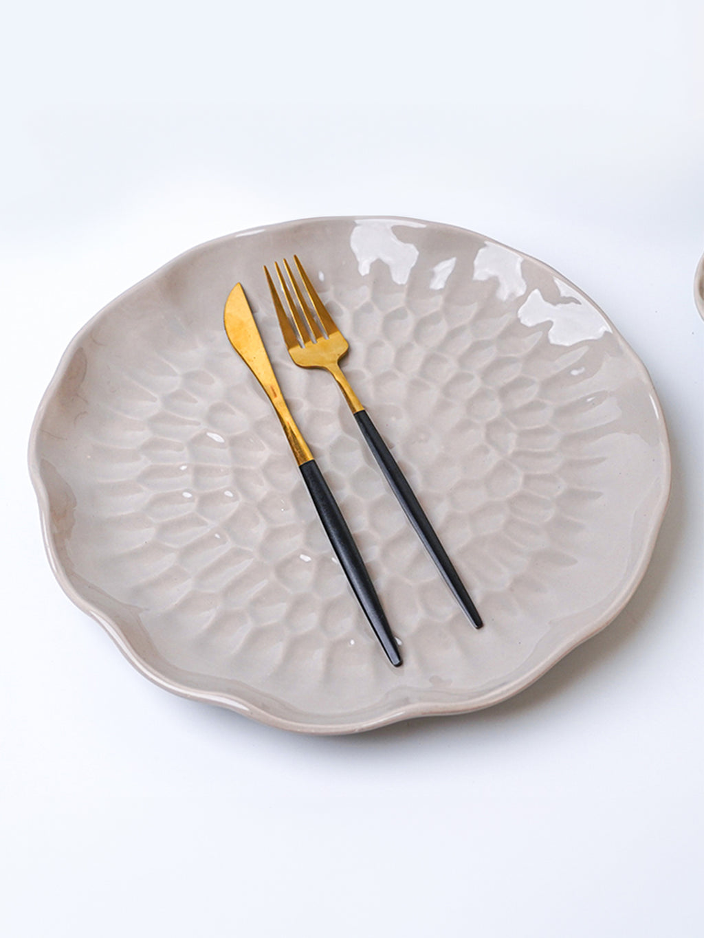 Grey Ripple Textured Ceramic Dinner Set of 18