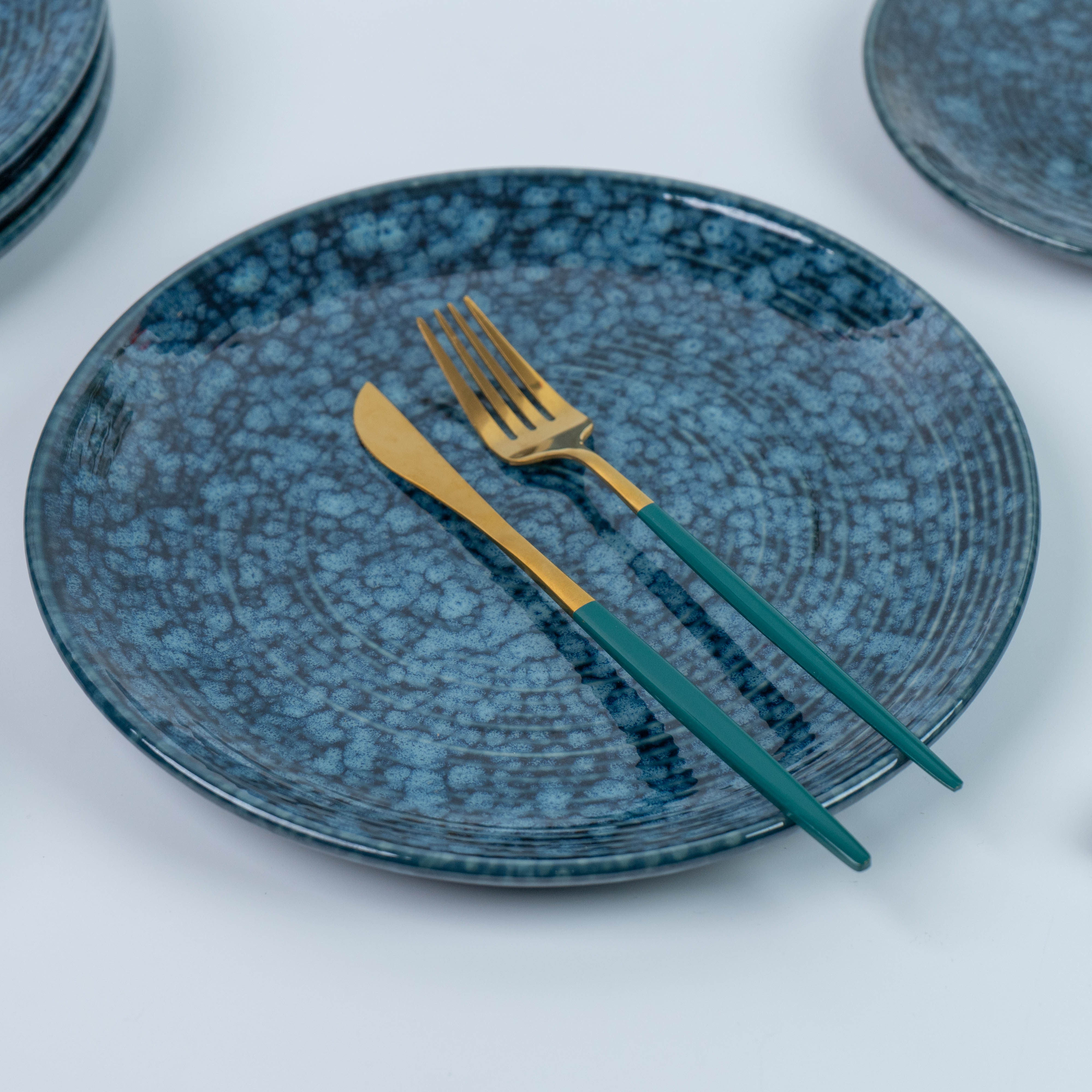 Dinner Set in Ceramic with a Speckled Blue Design (Set of 12)