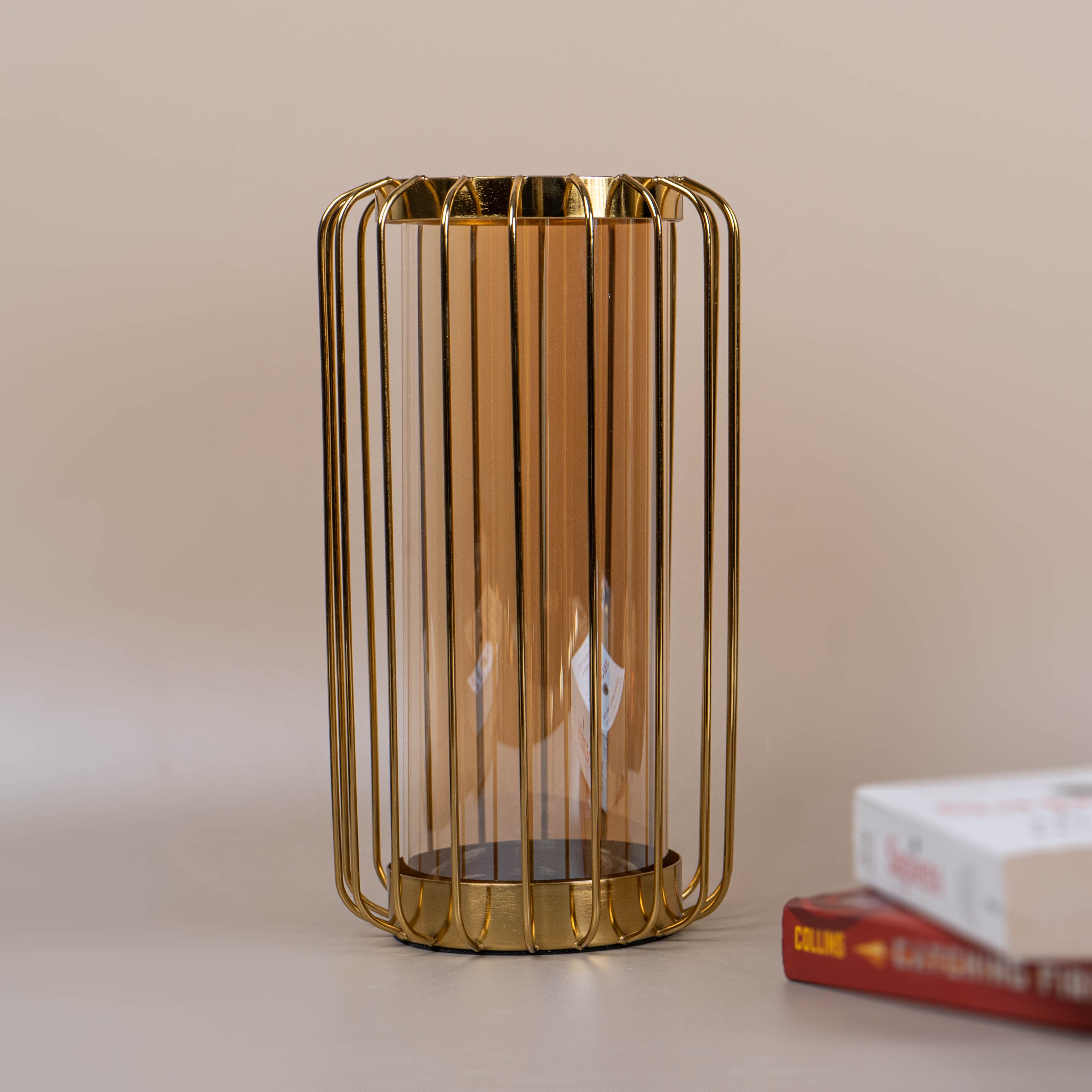 Golden Mesh Flower Vase