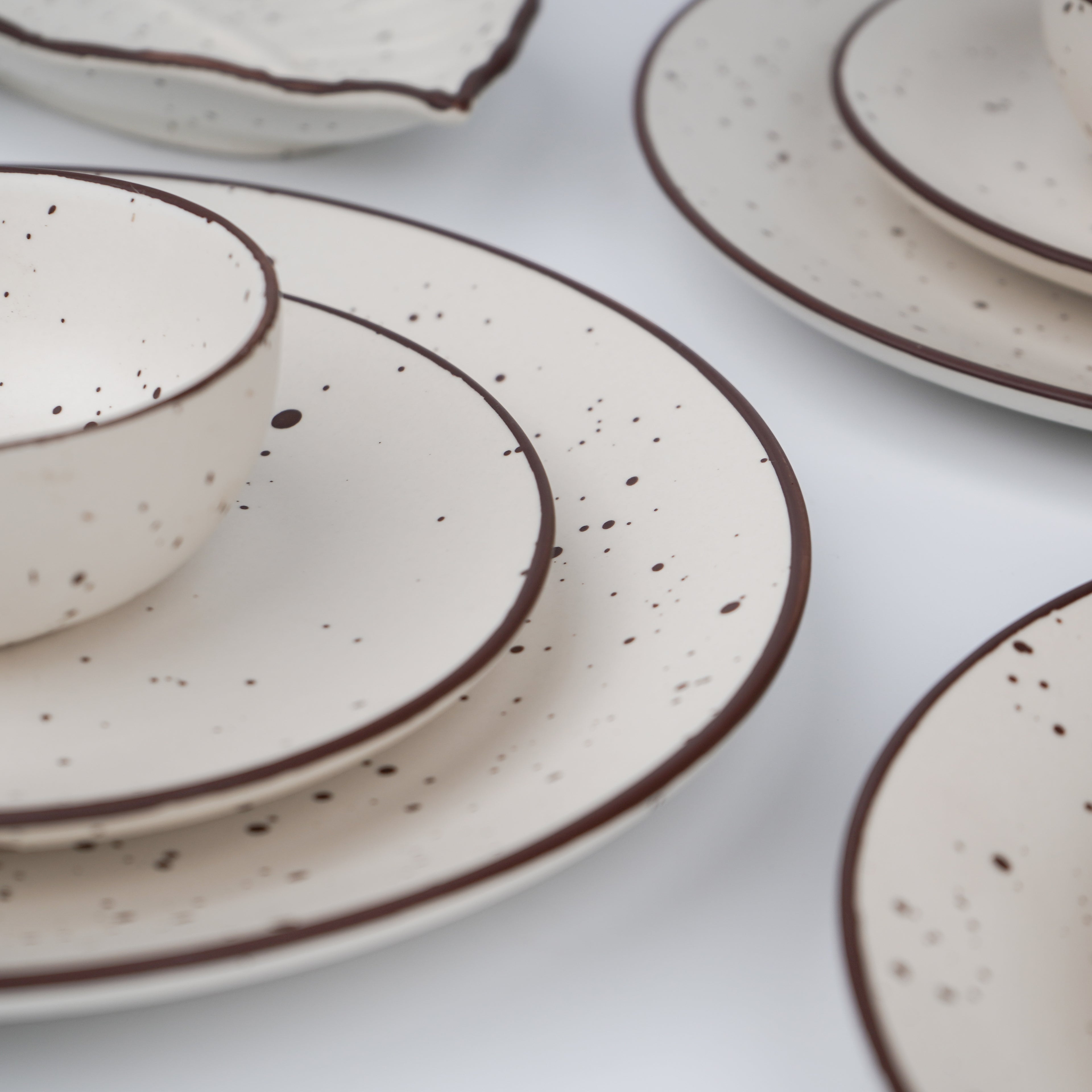 White Ceramic Speckled Dinner Set (Set of 19)