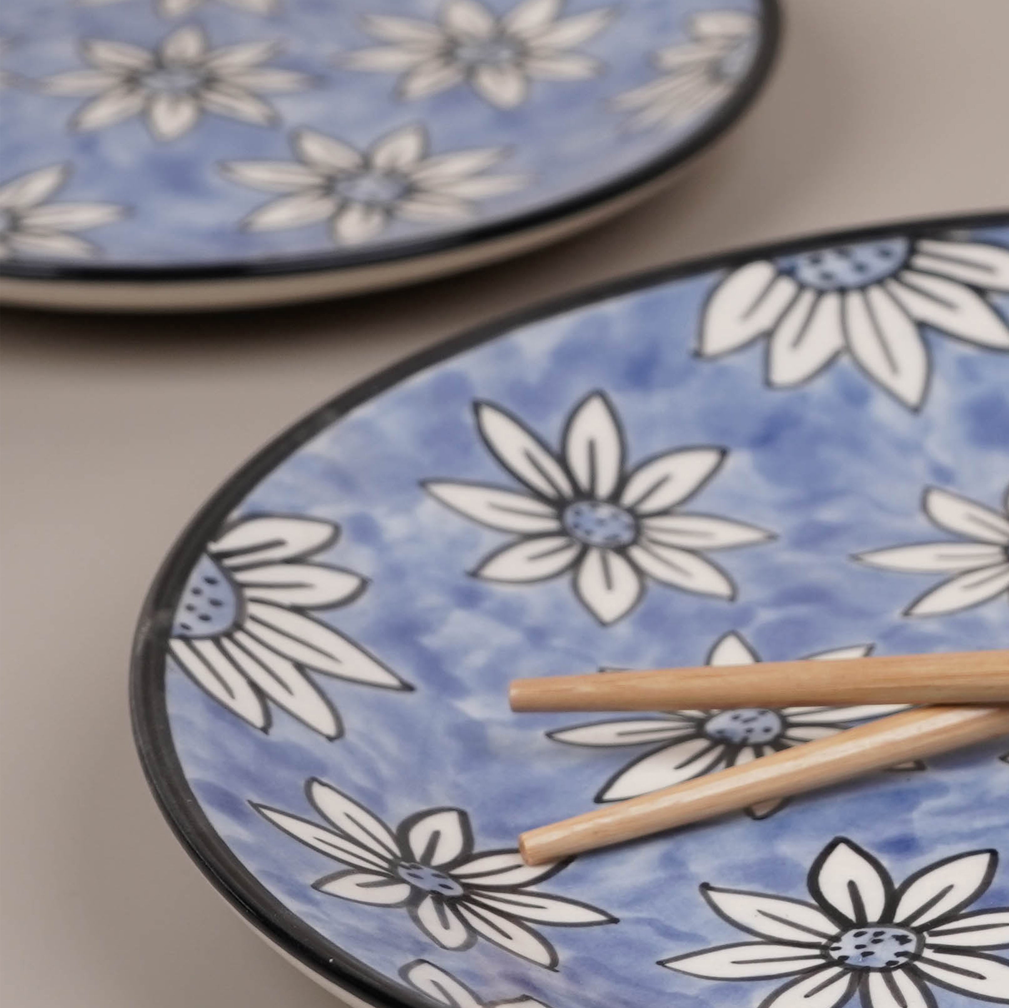 Petal Perfection Dinnerware (Set of 8)