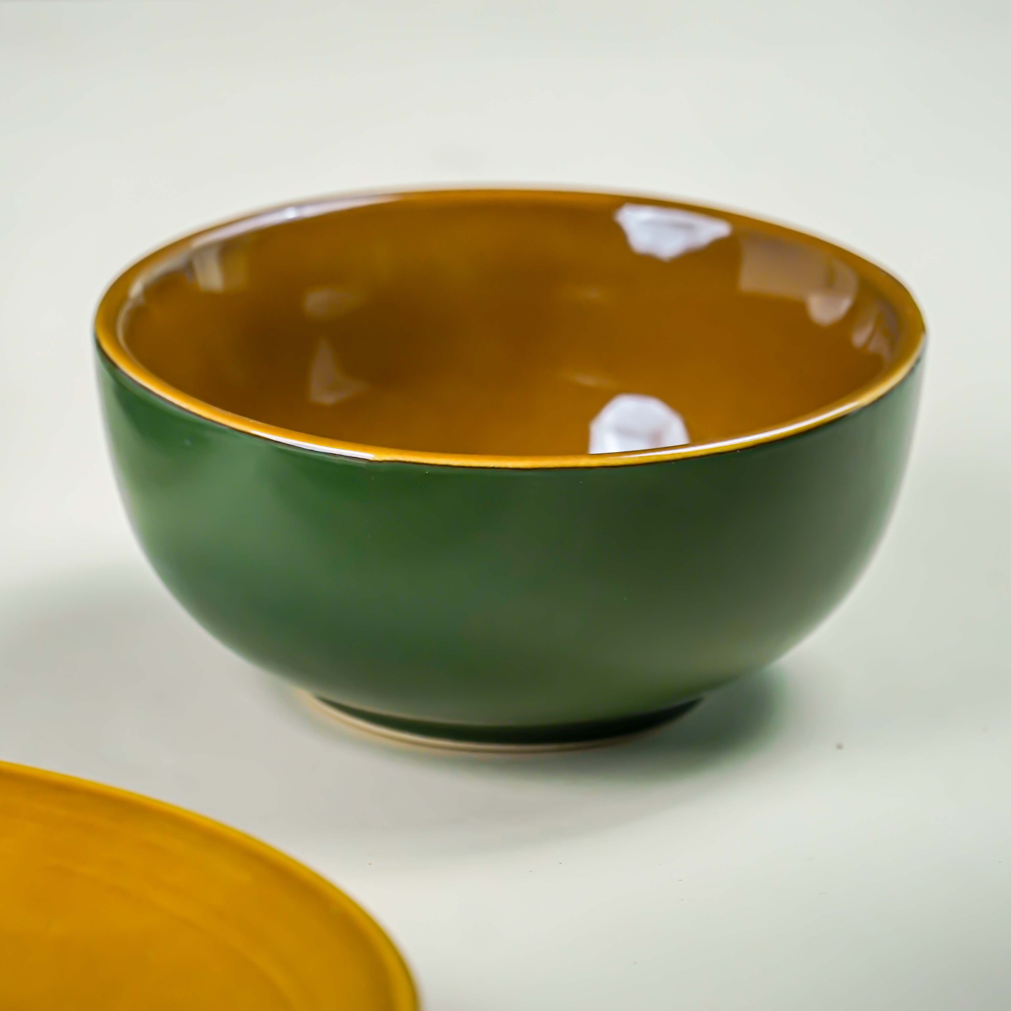 Golden Dinner Set with Green Exterior (Set of 3)