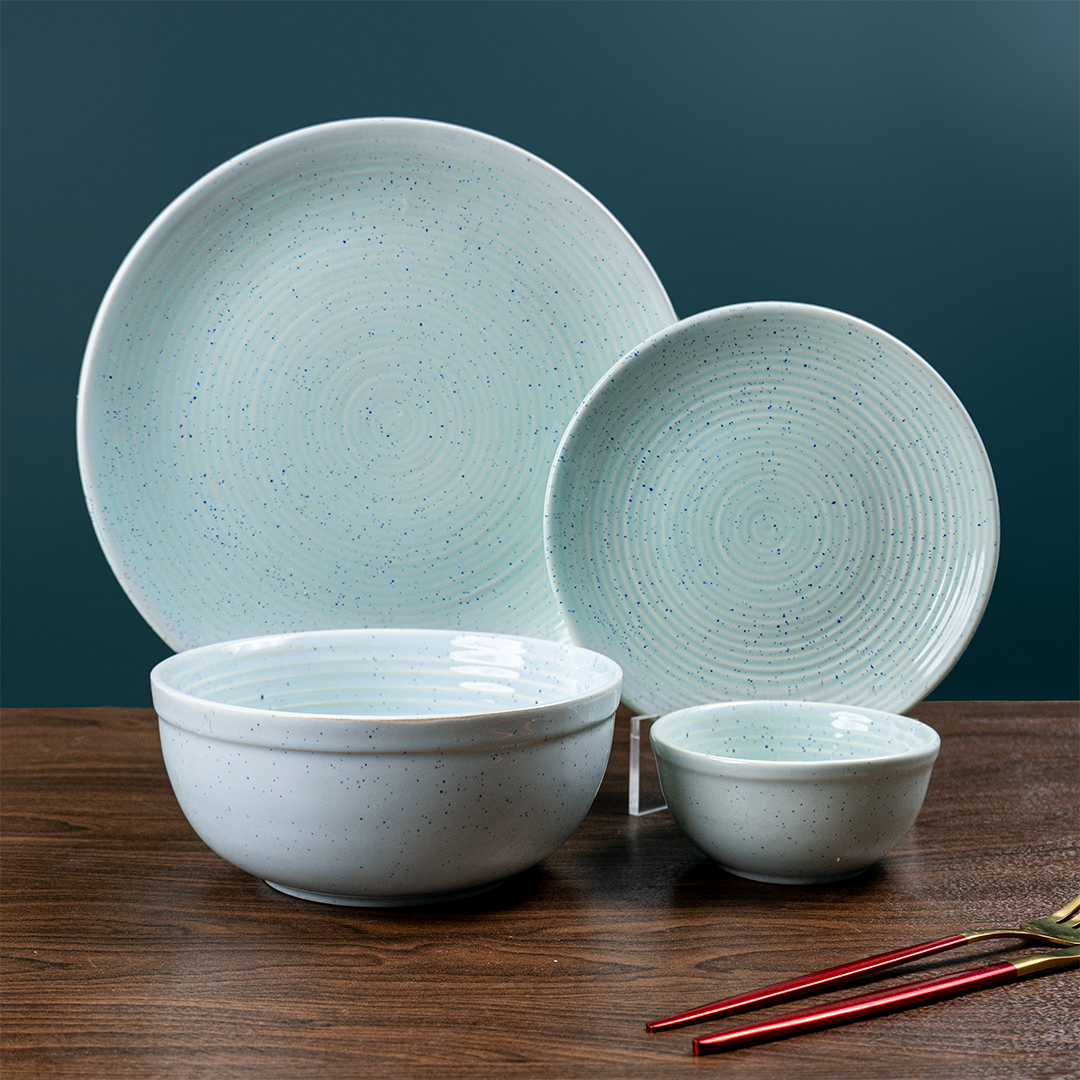 Sky Blue Speckled Ceramic Dinnerware Set - Set of 20