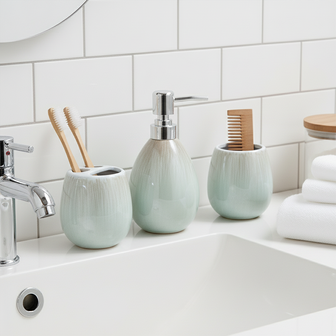 Pearlescent White and Gold Drip Ceramic Bathroom Set of 4