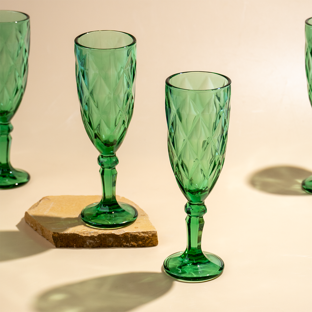 Emerald Green Diamond-Cut Glass Goblet - Set of 6