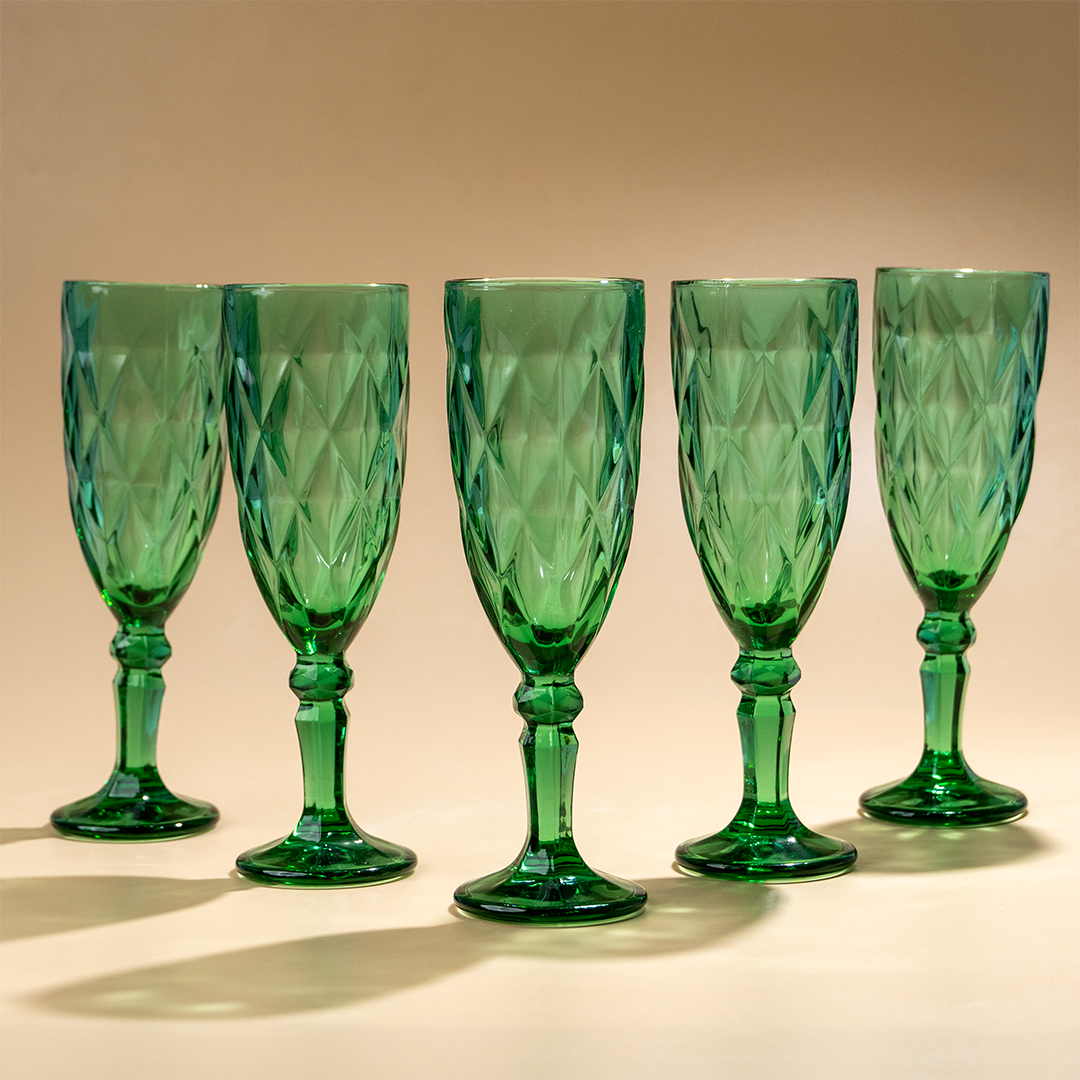 Emerald Green Diamond-Cut Glass Goblet - Set of 6