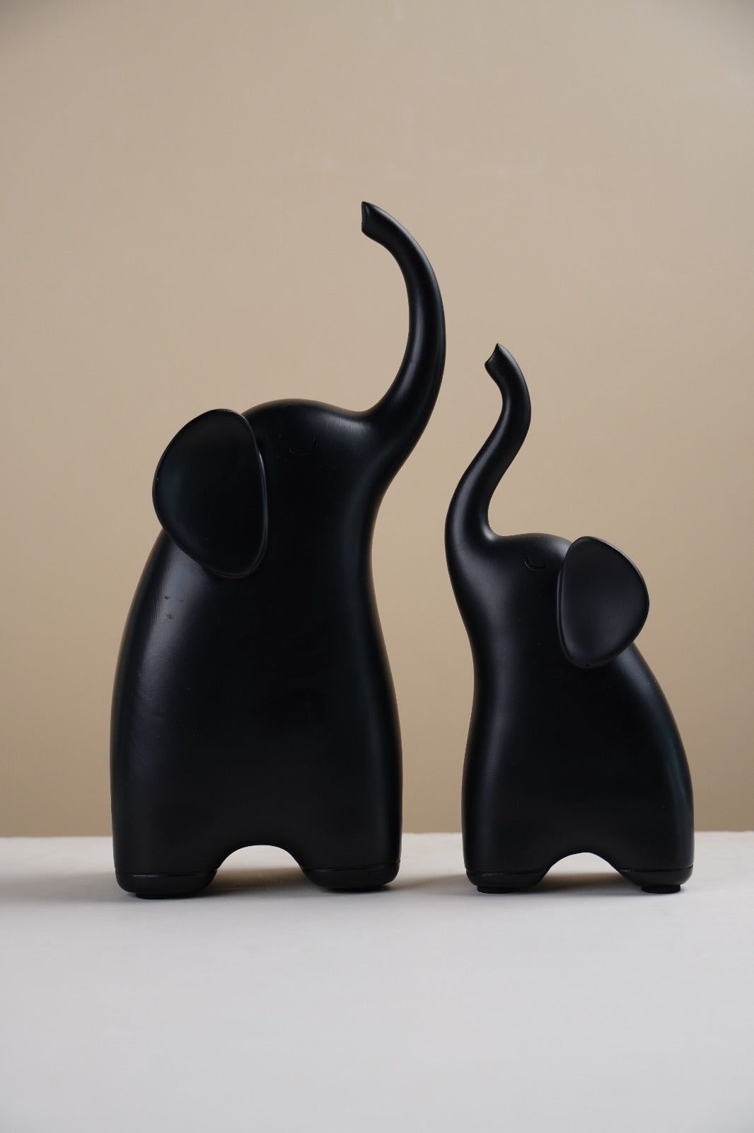 Matte Black Elephant Sculpture Set