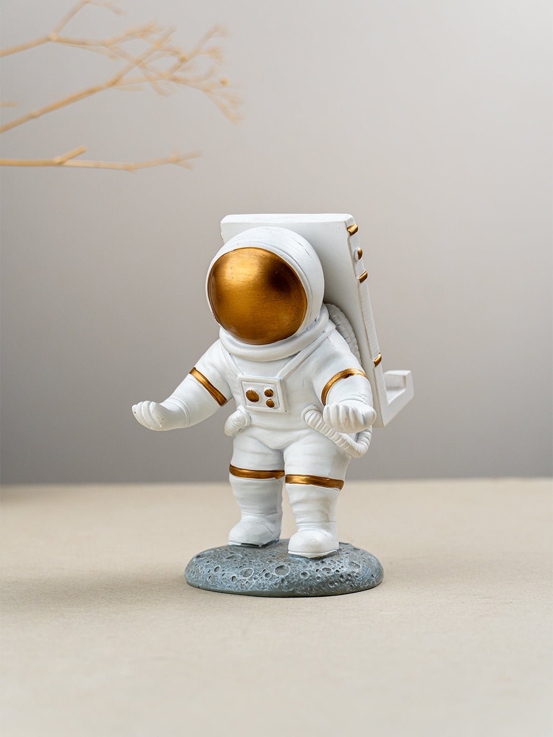 Astronaut Phone Holder with Space-Themed Design - The Golden Theory