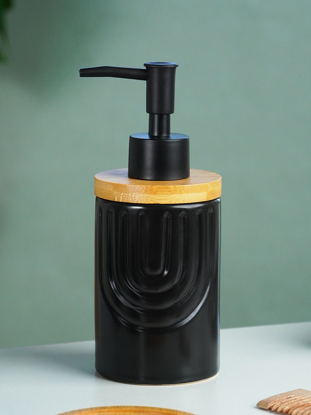 Black and Bamboo Ceramic Bathroom Set of 2 Secondary image