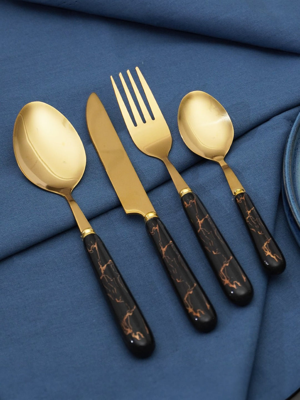 Black and Gold Stainless Steel Cutlery Set of 24 - The Golden Theory